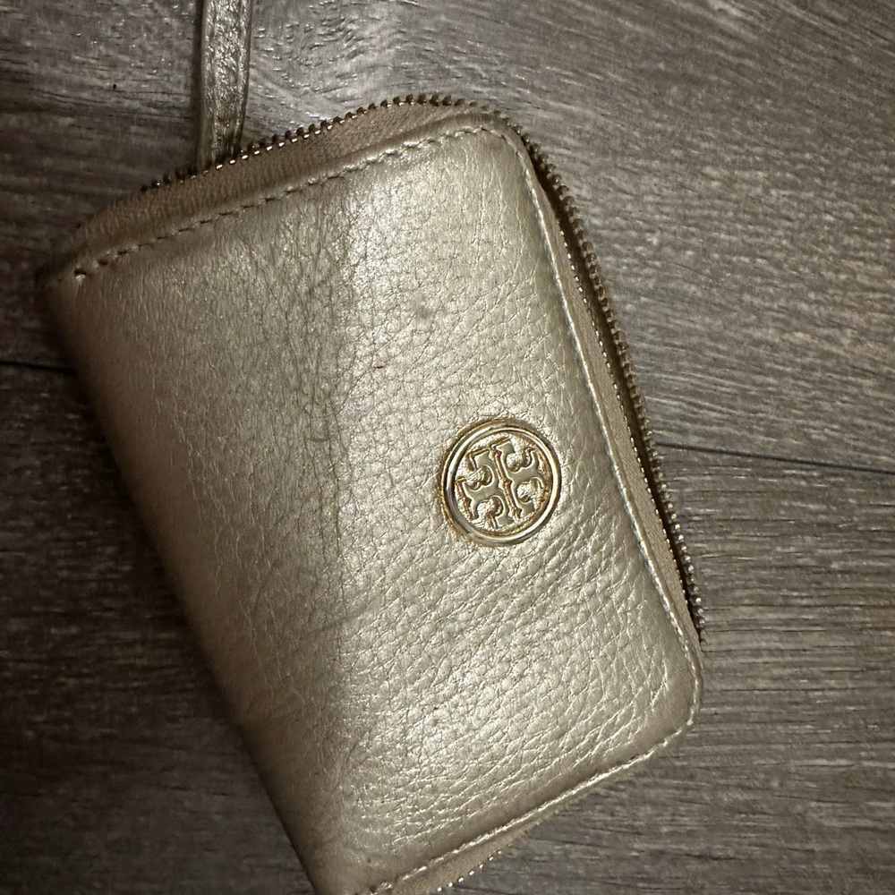 Tory Burch Small Wallet with Key Chain Attachment